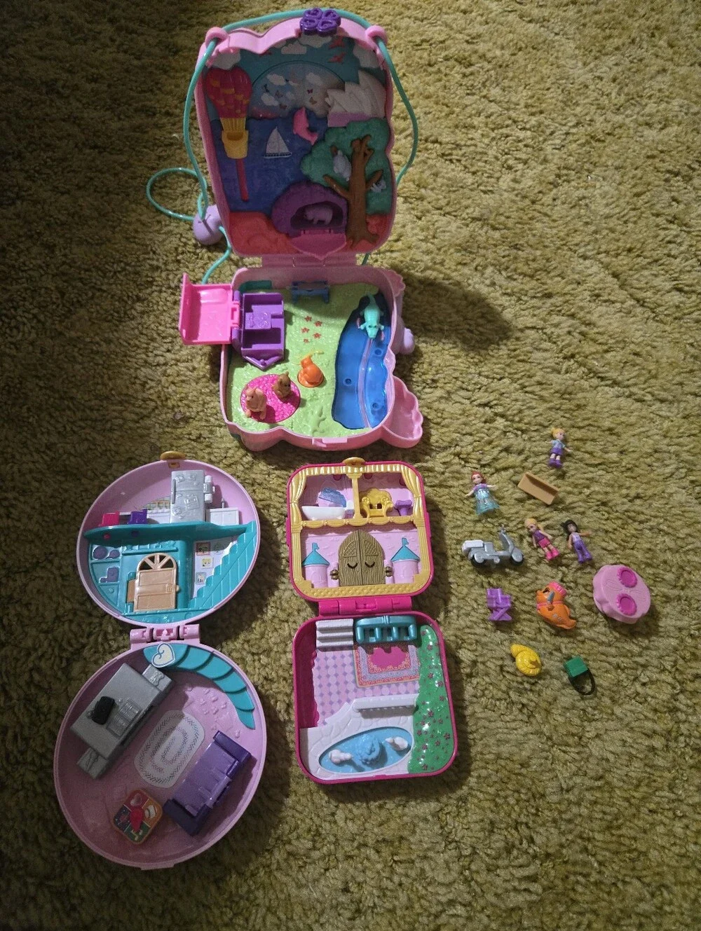 Polly Pocket Set